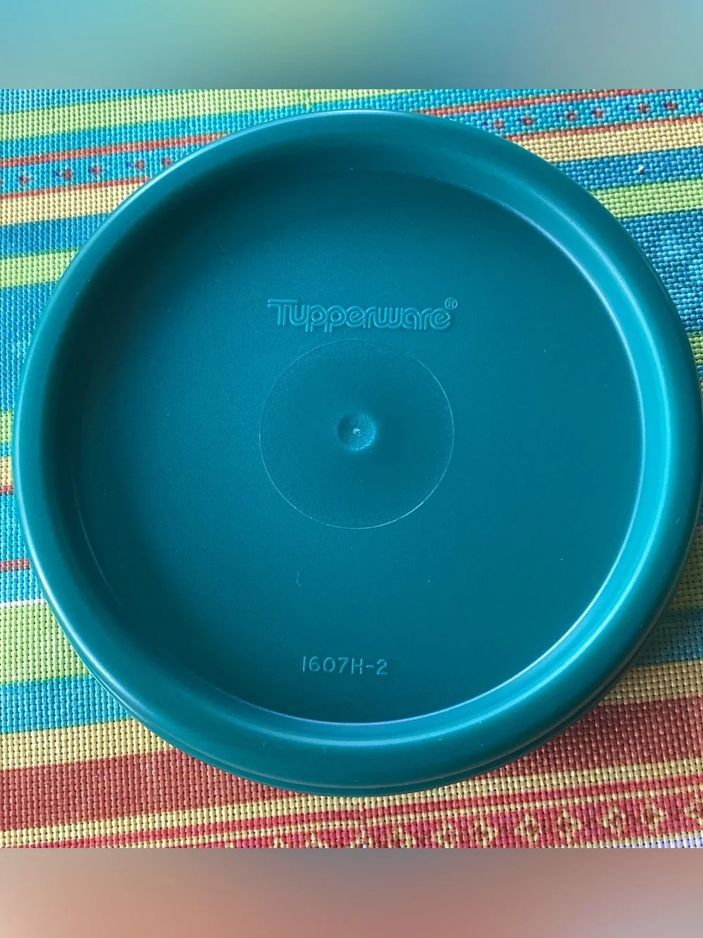 Tupperware Modular Mates Spaghetti Dispenser - green seal